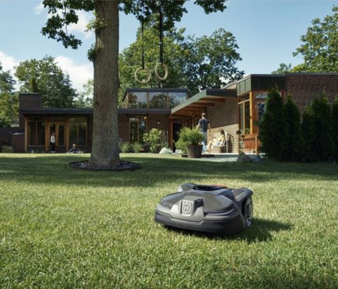 Robotgrsklippare 